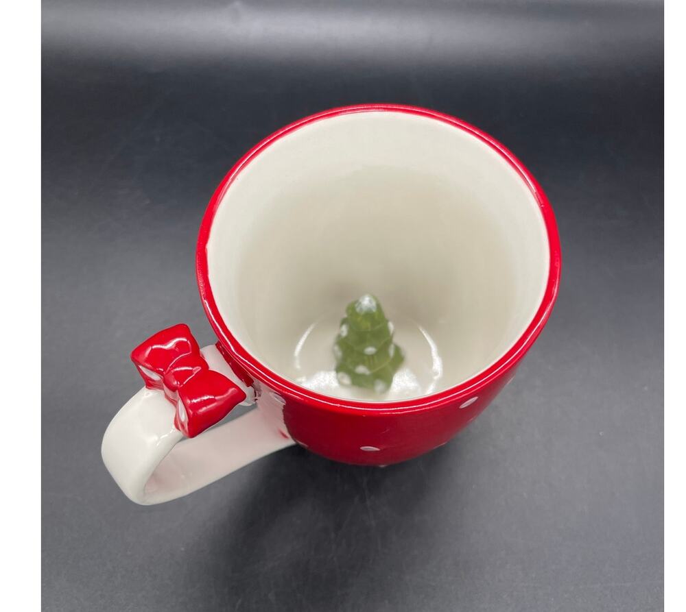 3D Global Design Kate Williams Christmas Mug with Tree Red & White Polka Dots